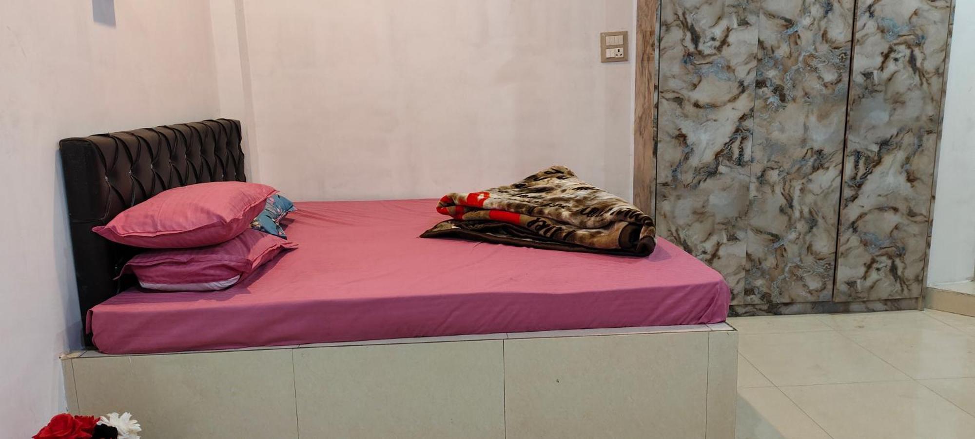 Mangalam Gold Guest House Varanasi Ngoại thất bức ảnh